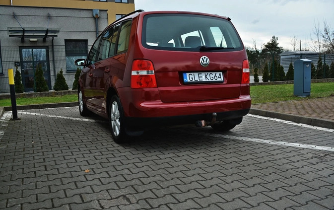 Volkswagen Touran cena 9900 przebieg: 334000, rok produkcji 2005 z Koprzywnica małe 92